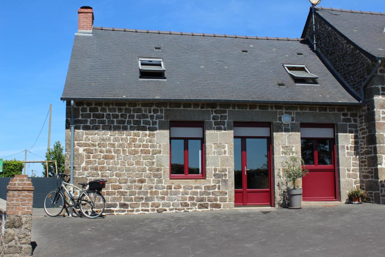 Gîte La Loussaudrie Pontmain Extérieur photo